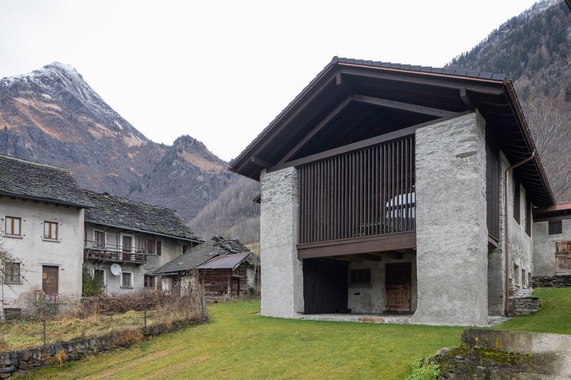 Nido nel fienile – Roberto Pellegrini